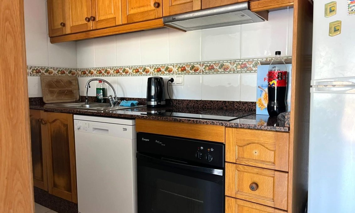 Resale - Bungalow -
Torrevieja - Estacion De Autobuses