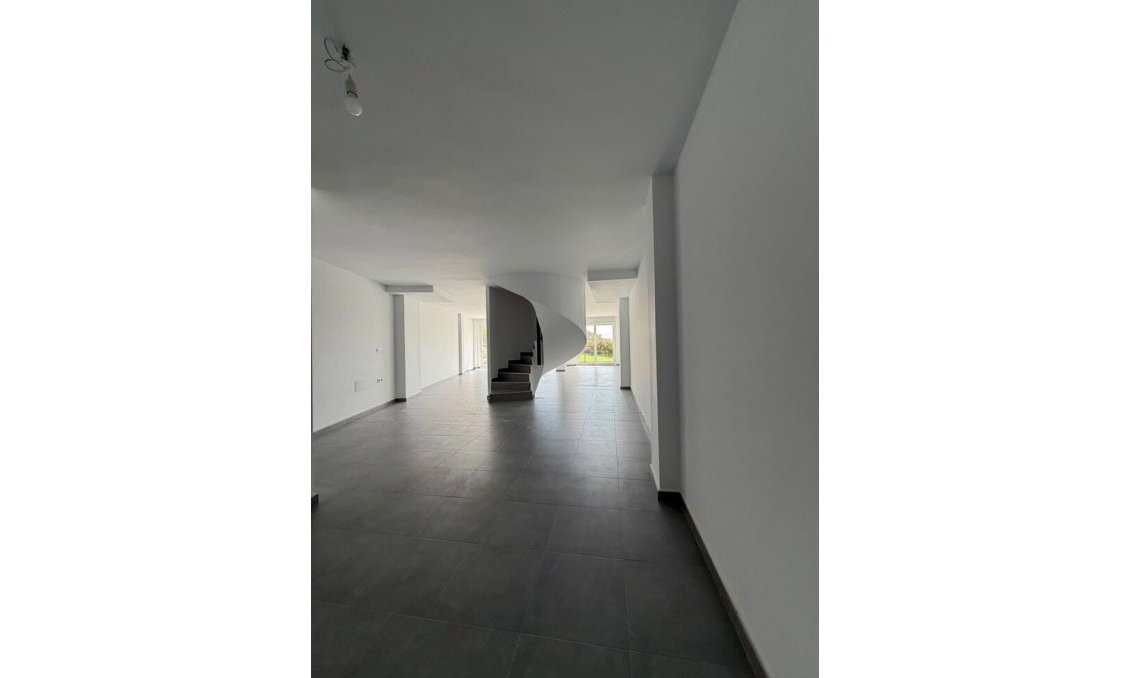 Segunda mano - Duplex -
Villajoyosa - Montiboli