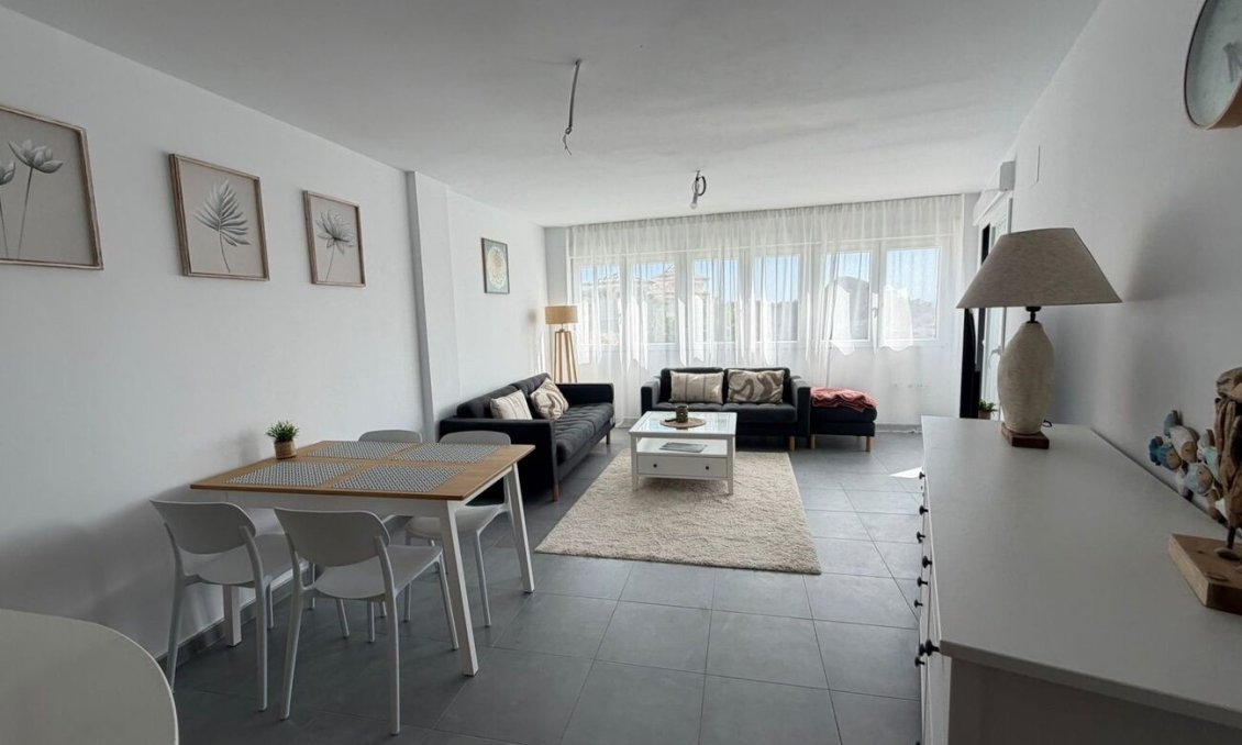 Segunda mano - Duplex -
Villajoyosa - Montiboli