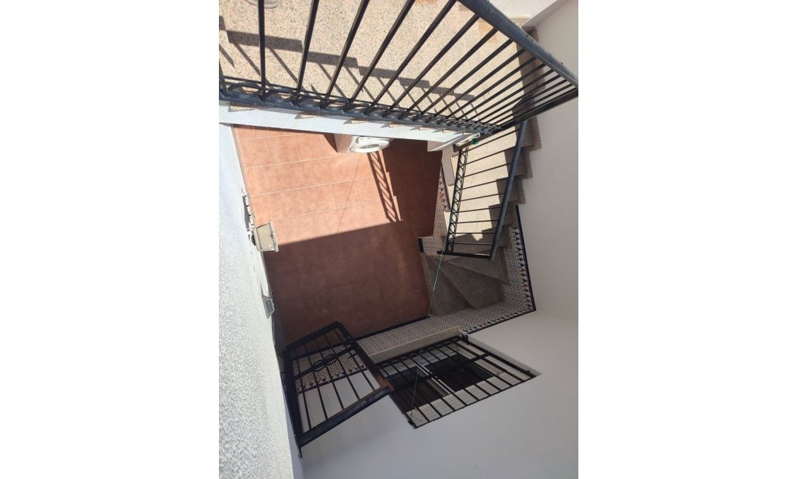 Revente - Villa -
Sucina - Inland