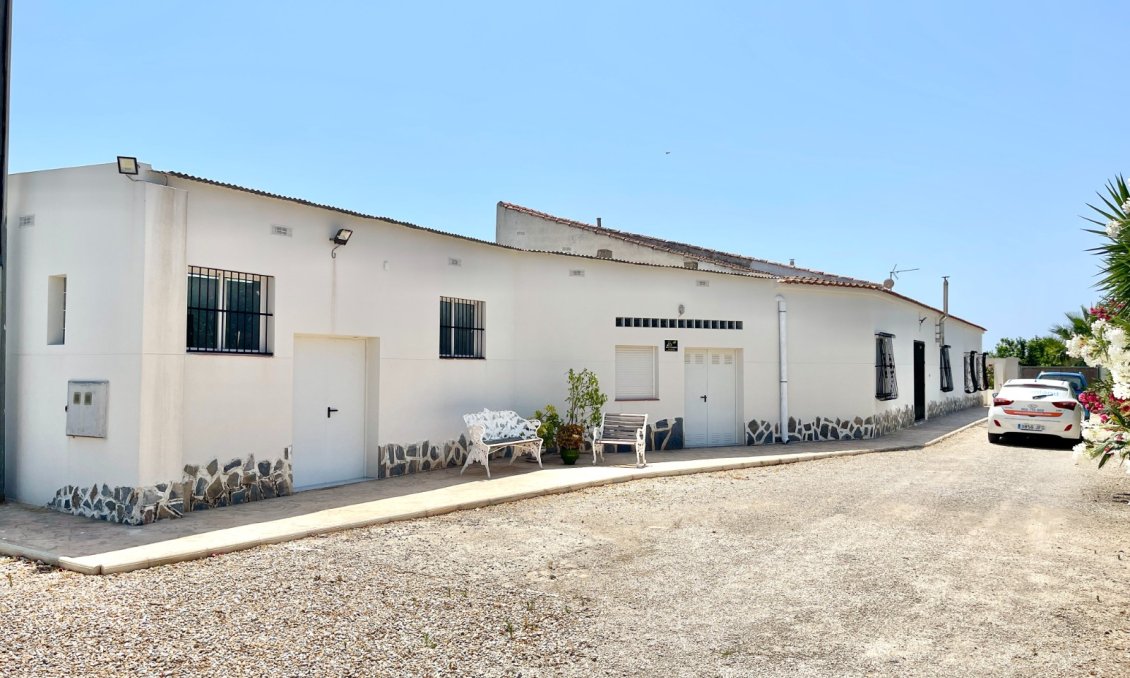 Revente - Villa -
Daya Nueva - Costa Blanca