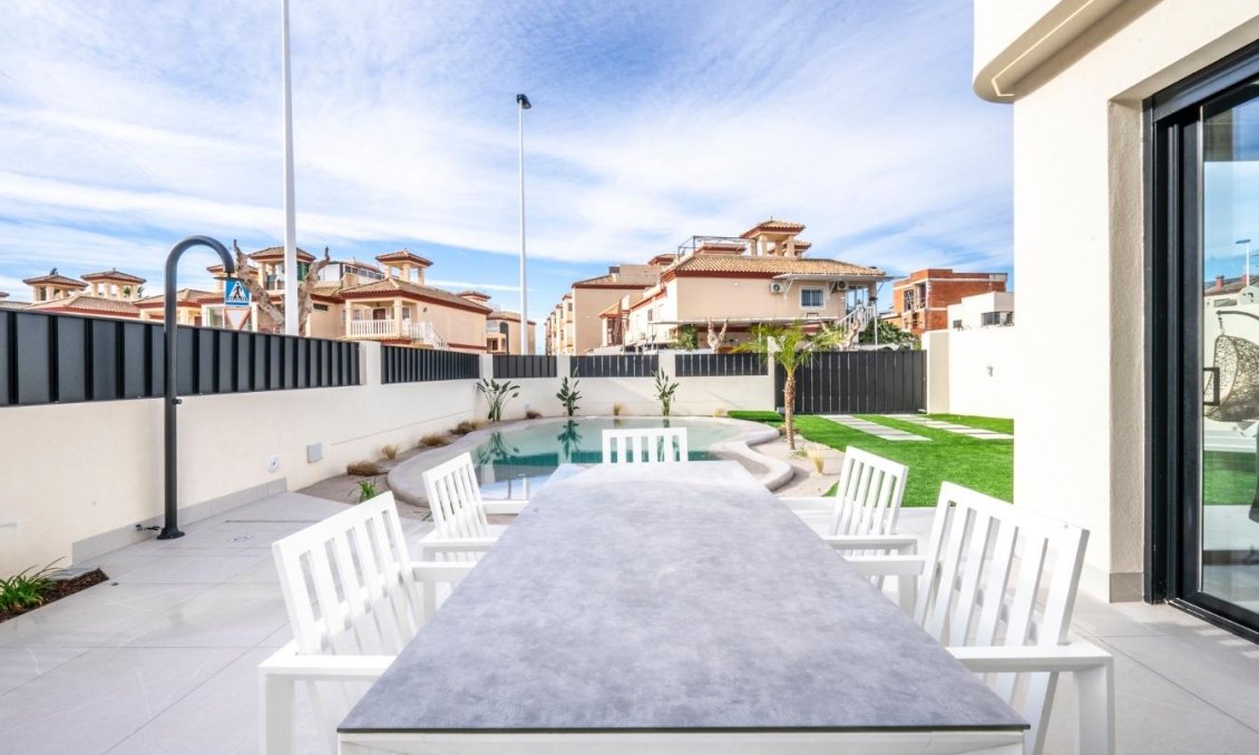 Obra nueva - Villa -
Torre Pacheco - Roldán