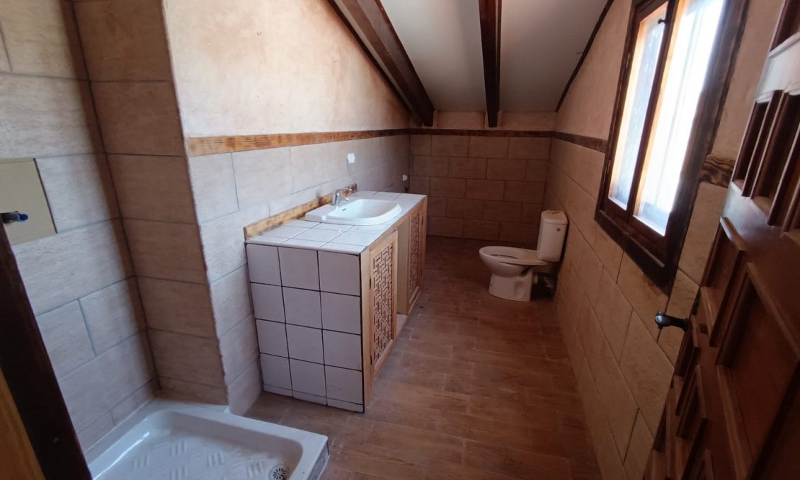 Revente - Villa -
Yecla - Inland