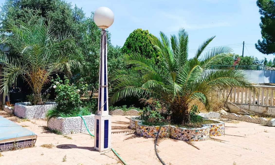 Revente - Villa -
Yecla - Inland