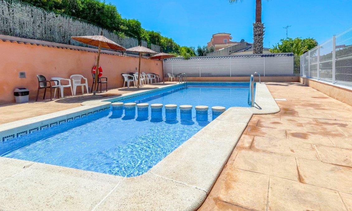 Segunda mano - Adosado -
Orihuela Costa - Costa Blanca