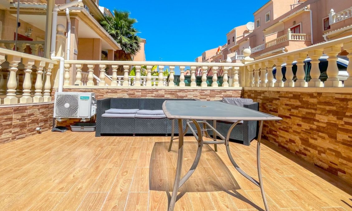 Segunda mano - Adosado -
Orihuela Costa - Costa Blanca
