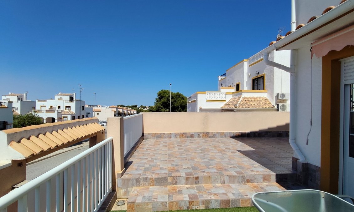 Segunda mano - Adosado -
Los Altos - Costa Blanca