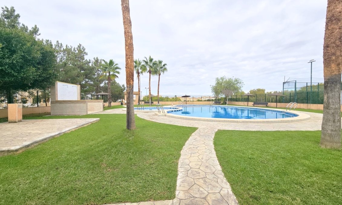 Segunda mano - Adosado -
Los Altos - Costa Blanca