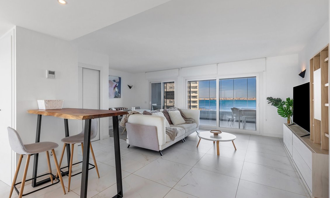 Revânzare - Apartament -
Torrevieja - Costa Blanca