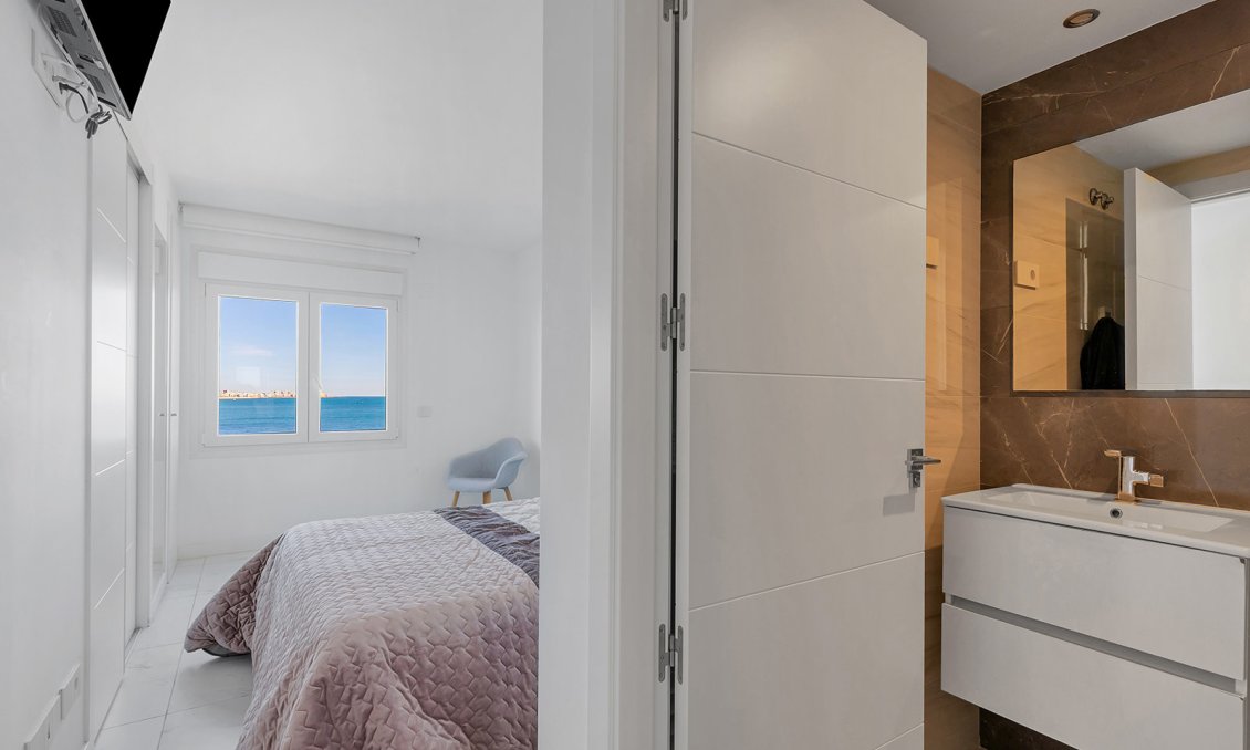 Revânzare - Apartament -
Torrevieja - Costa Blanca