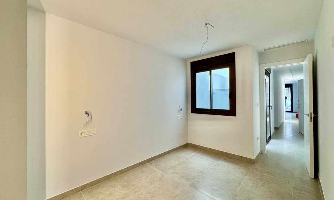 Segunda mano - Apartamento -
Torrevieja - Habaneras