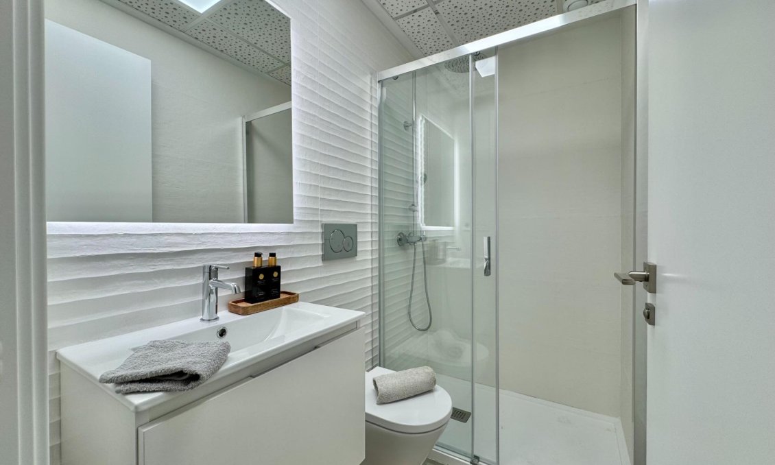 Segunda mano - Apartamento -
Torrevieja - Habaneras
