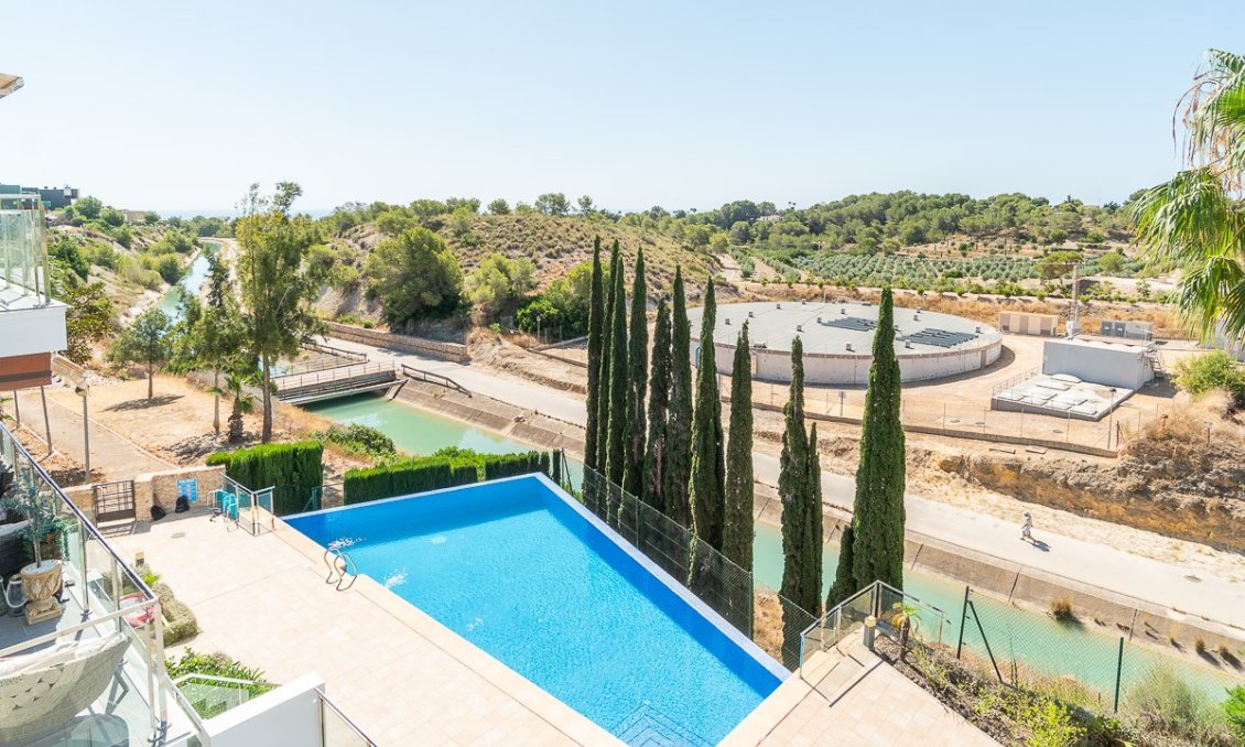 Segunda mano - Ático -
Villamartin - Costa Blanca