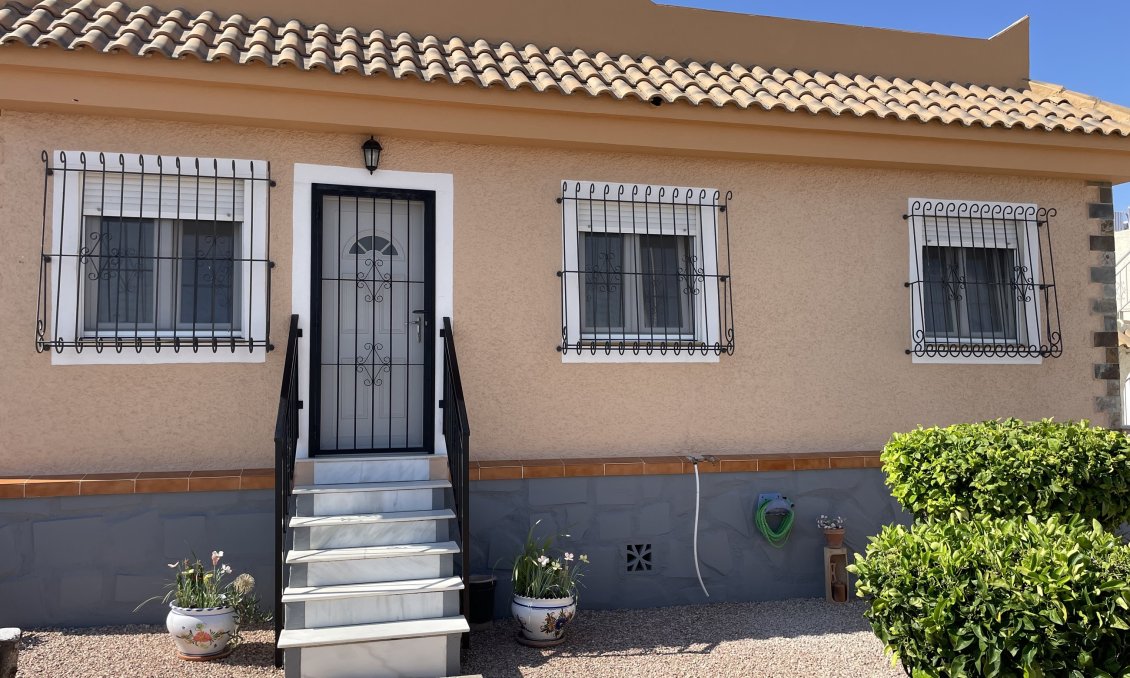 Revente - Villa -
Camposol - Inland