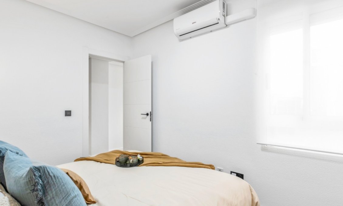Használt Ingatlanok - Apartman -
Orihuela Costa - Costa Blanca