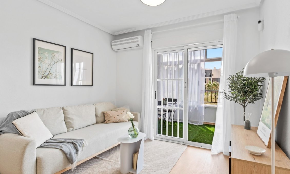 Használt Ingatlanok - Apartman -
Orihuela Costa - Costa Blanca