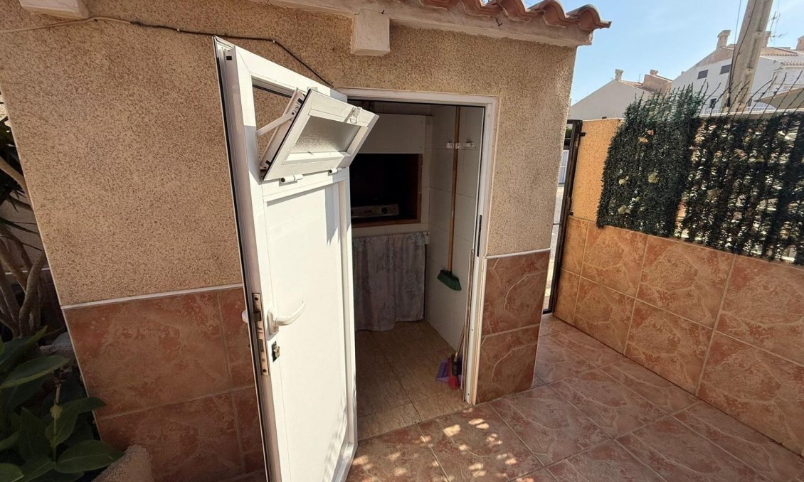 Segunda mano - Duplex -
Torrevieja - Los Frutales