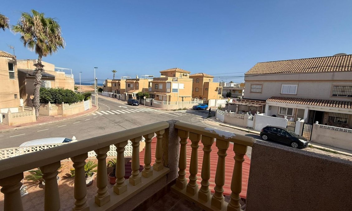 Segunda mano - Duplex -
Torrevieja - Los Frutales