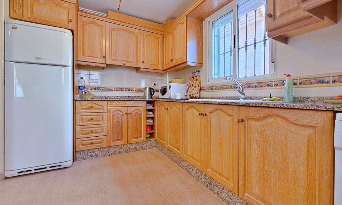 Revente - Villa -
Orihuela - Inland