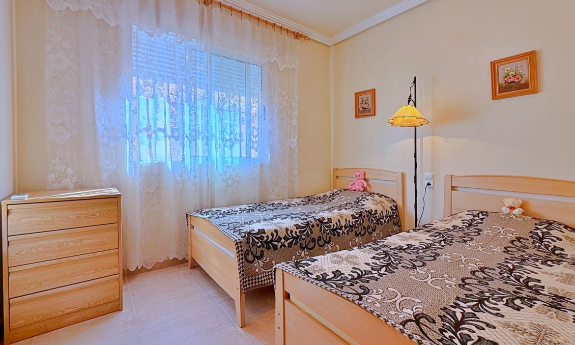 Revente - Villa -
Orihuela - Inland