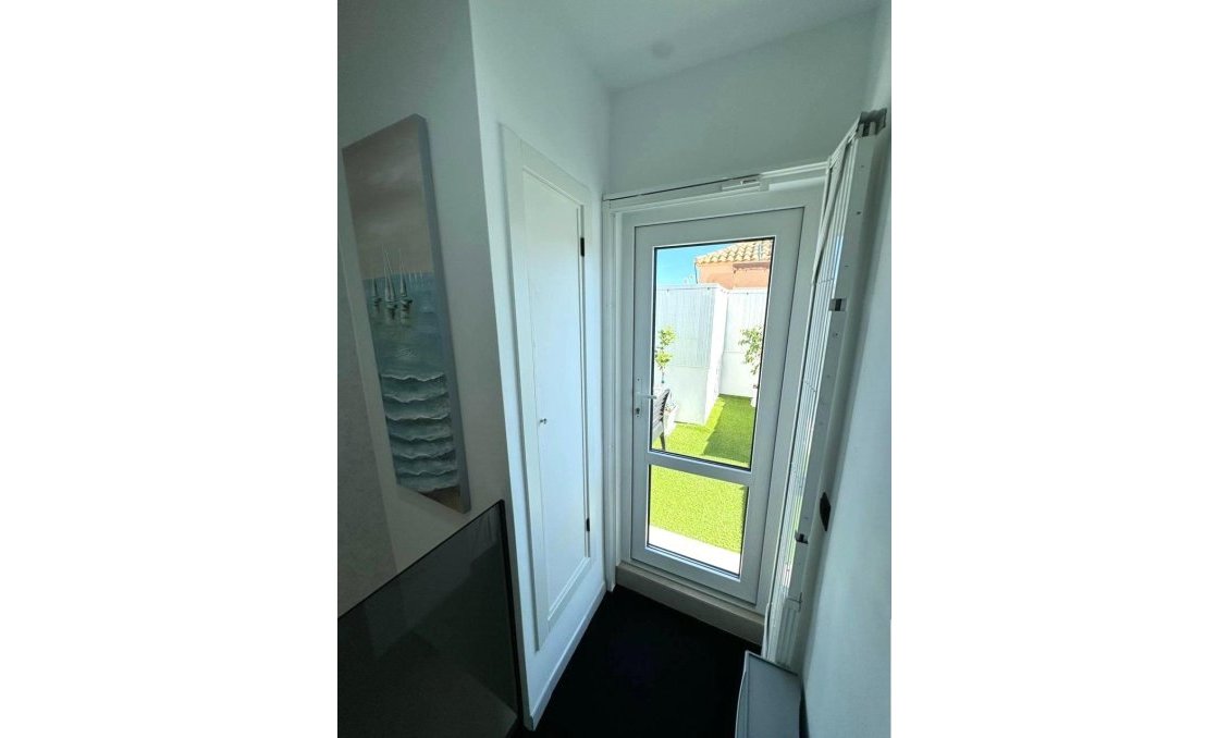 Revente - Duplex -
Torrevieja - Carrefour