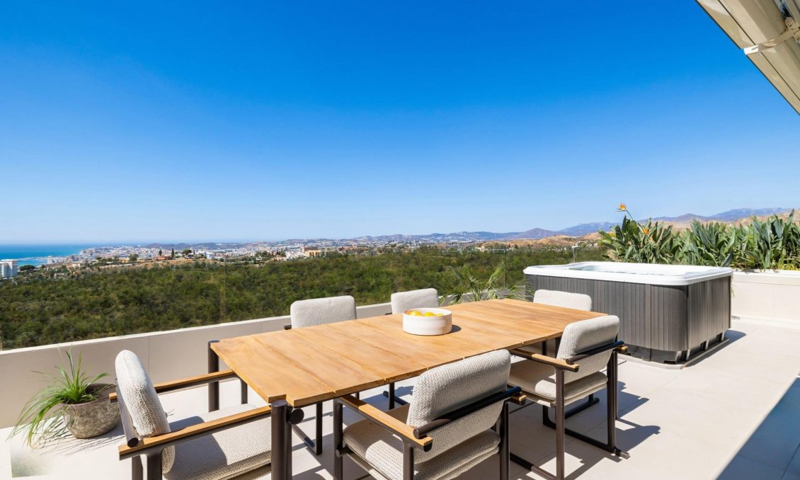 Obra nueva - Apartamento -
Fuengirola - Higueron