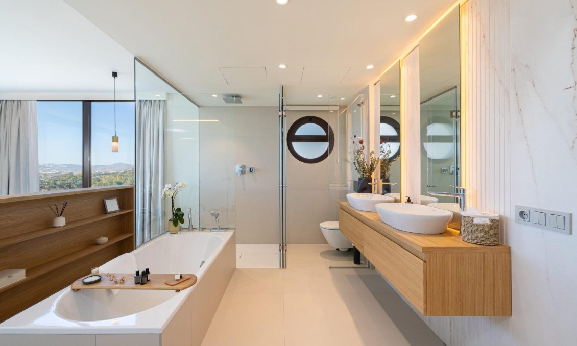 Obra nueva - Apartamento -
Fuengirola - Higueron