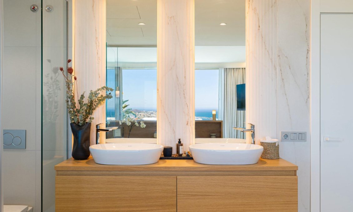 Obra nueva - Apartamento -
Fuengirola - Higueron