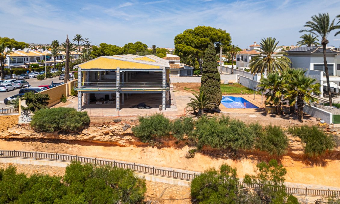 Revente - Villa -
Cabo Roig - Costa Blanca