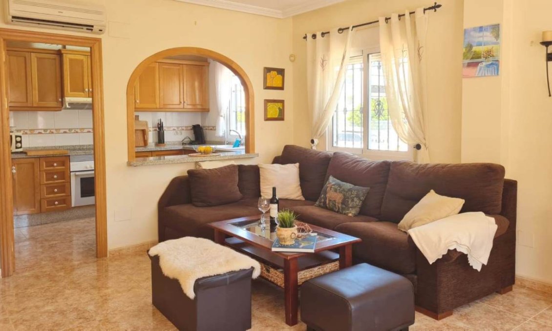 Segunda mano - Villa -
Villamartin - Costa Blanca