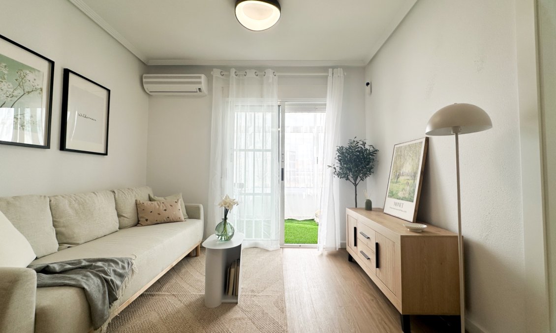 Használt Ingatlanok - Apartman -
Orihuela Costa - Costa Blanca