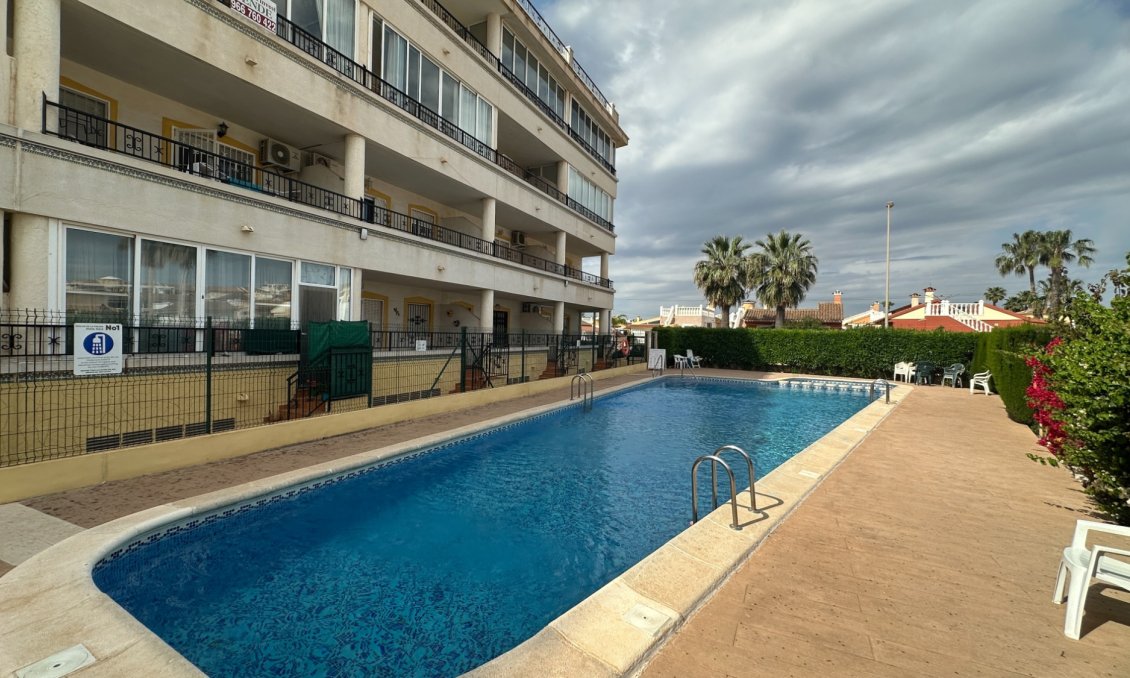 Használt Ingatlanok - Apartman -
Orihuela Costa - Costa Blanca