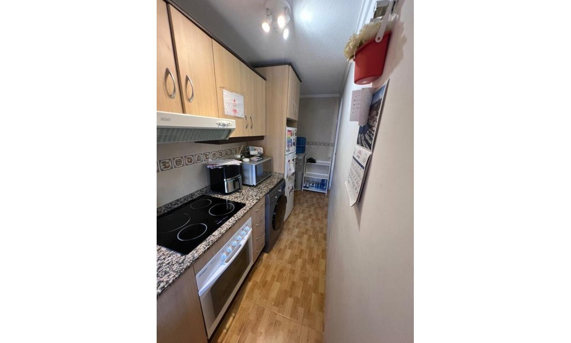 Segunda mano - Apartamento -
San Miguel de Salinas - Inland