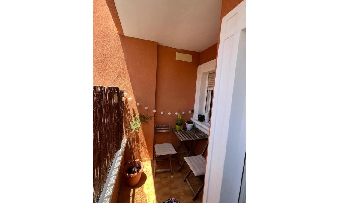 Segunda mano - Apartamento -
San Miguel de Salinas - Inland