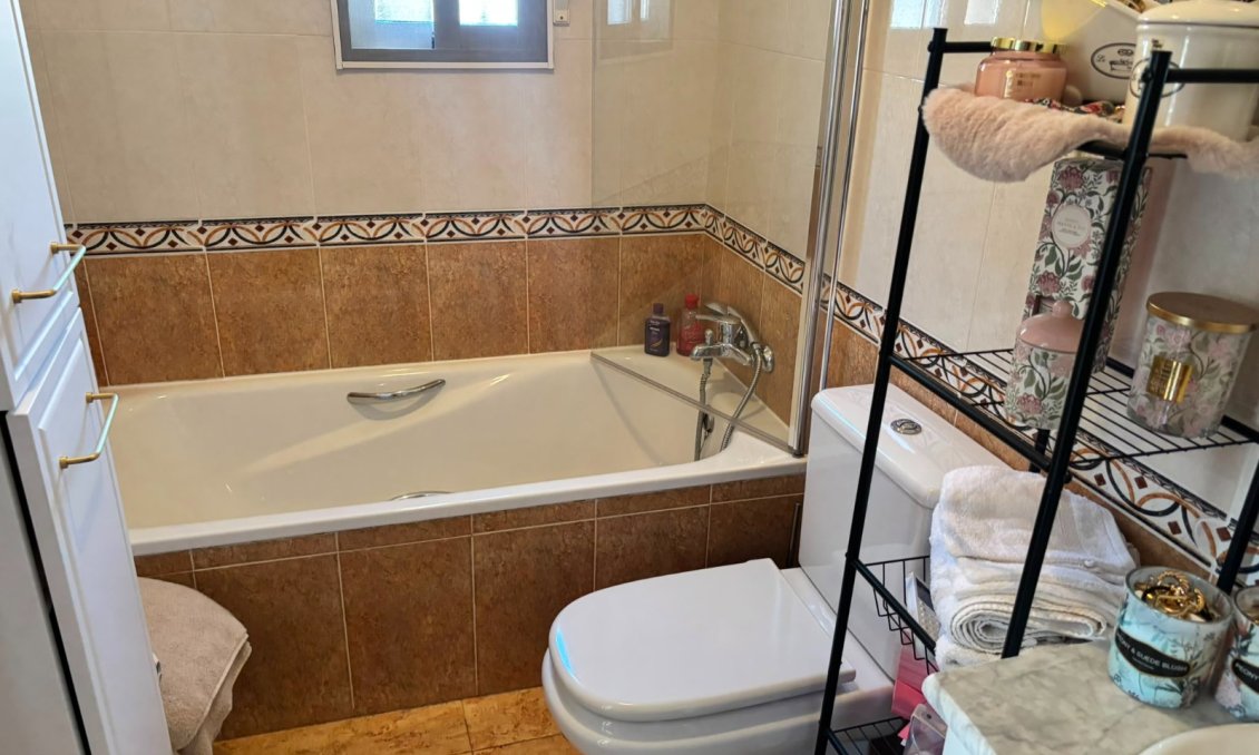 Revente - Villa -
El Raso - Costa Blanca