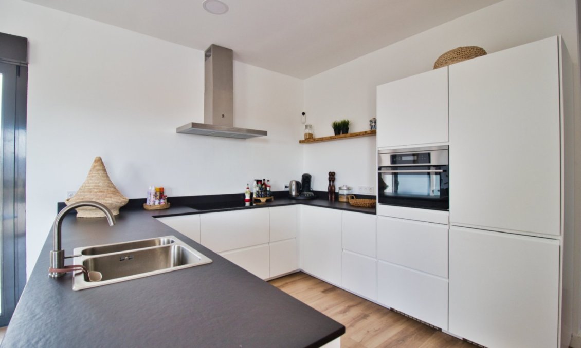 Revente - Villa -
Pinoso - Inland