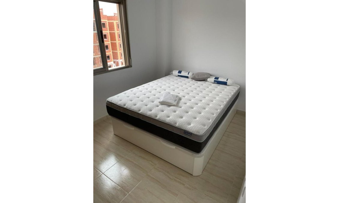 Segunda mano - Apartamento -
San Miguel de Salinas - Costa Blanca