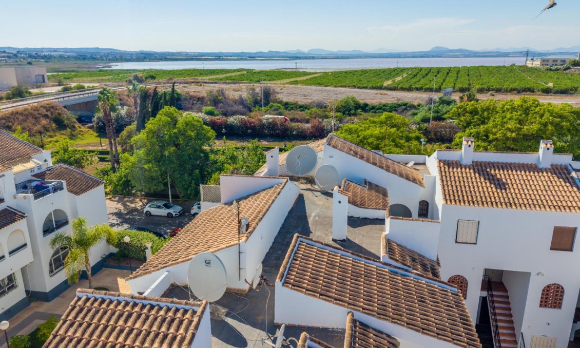 Segunda mano - Apartamento -
Torrevieja - El Acequión - Los Náufragos