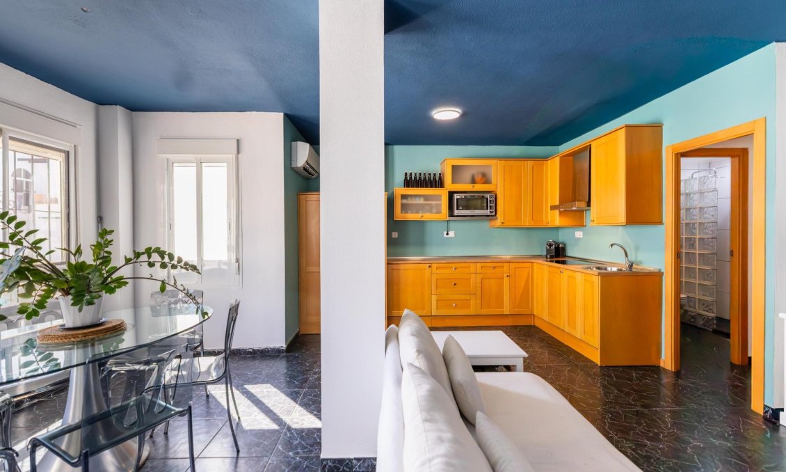 Segunda mano - Apartamento -
Torrevieja - El Acequión - Los Náufragos