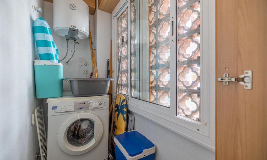 Segunda mano - Apartamento -
Torrevieja - El Acequión - Los Náufragos