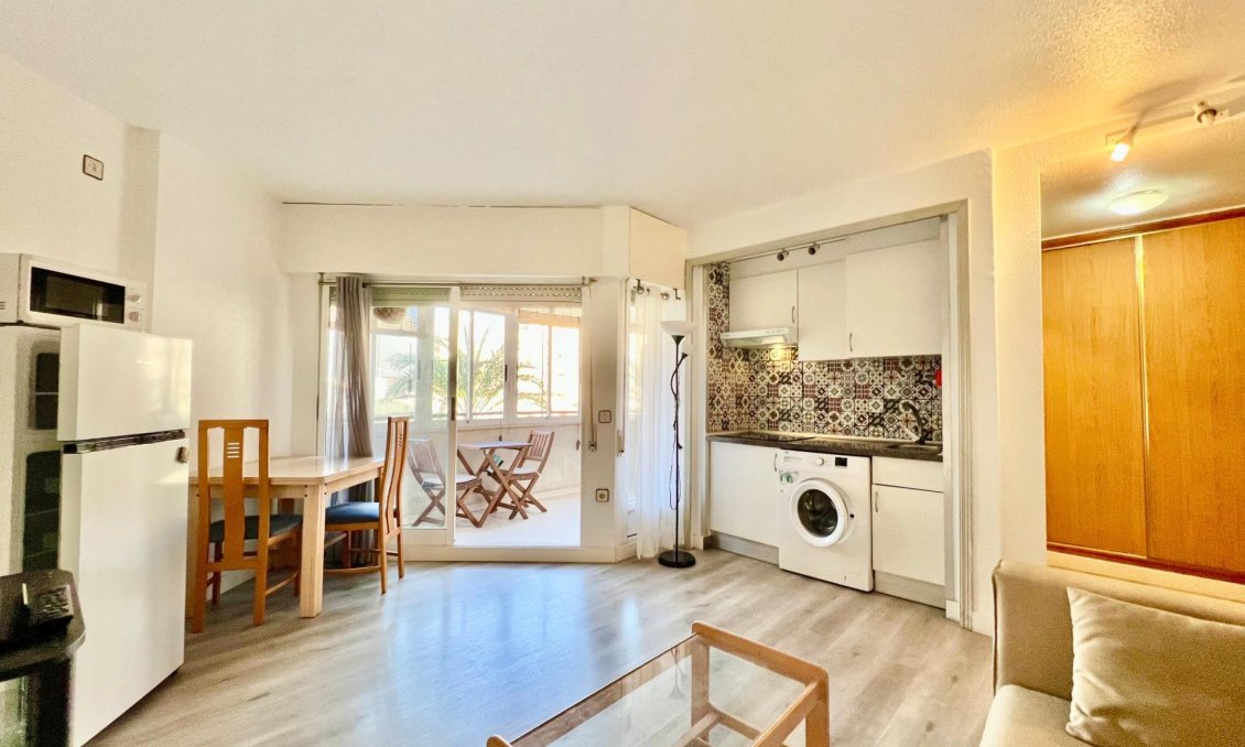 Használt Ingatlanok - Apartman -
Torrevieja - Habaneras
