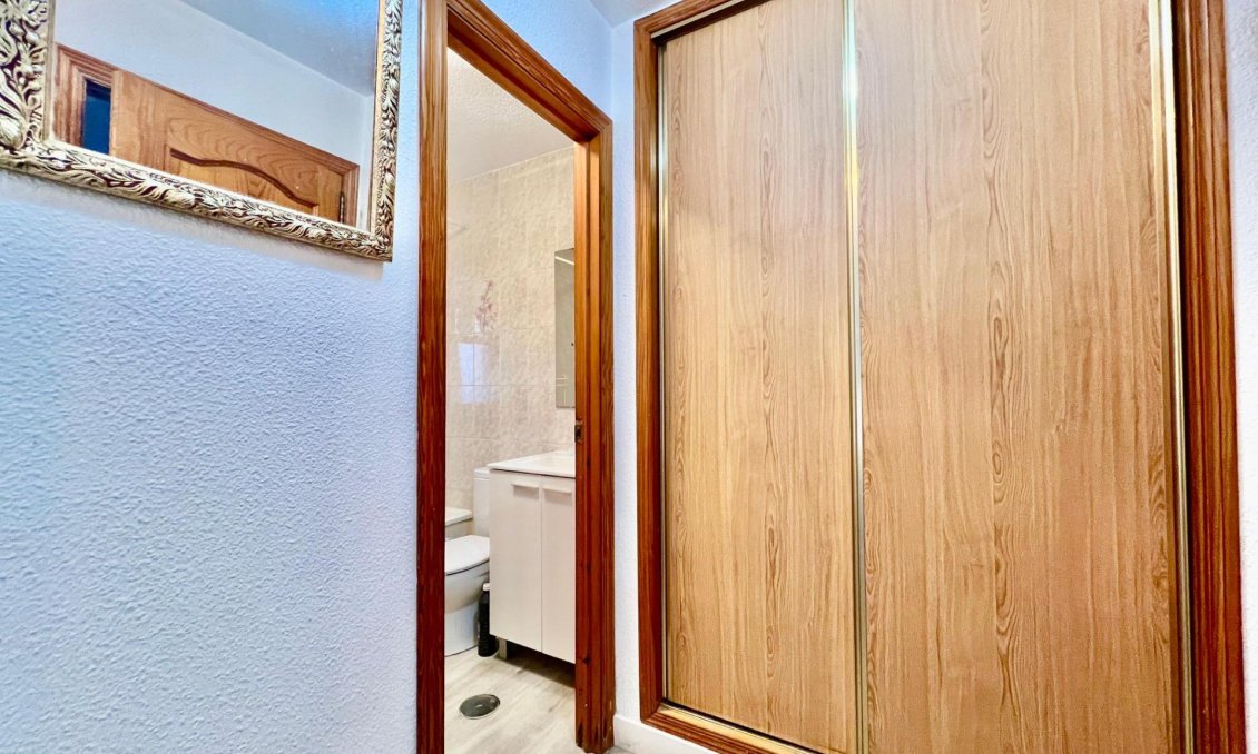 Használt Ingatlanok - Apartman -
Torrevieja - Habaneras