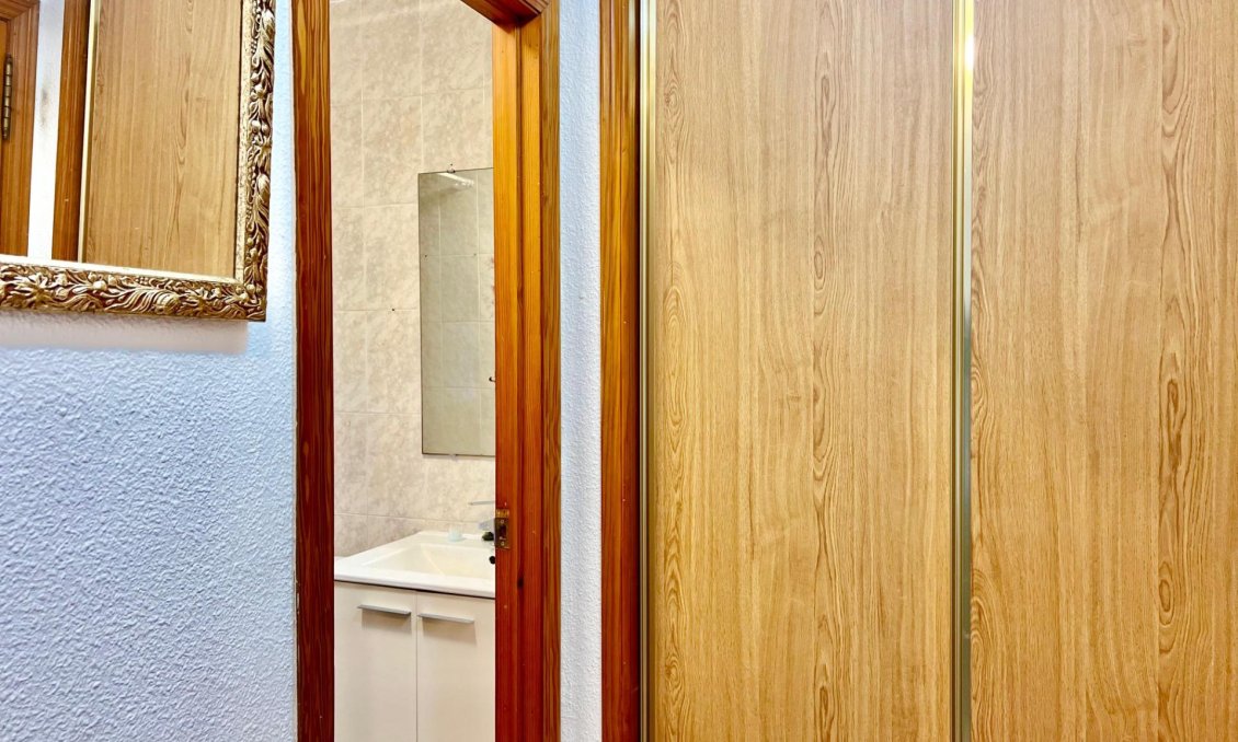 Használt Ingatlanok - Apartman -
Torrevieja - Habaneras