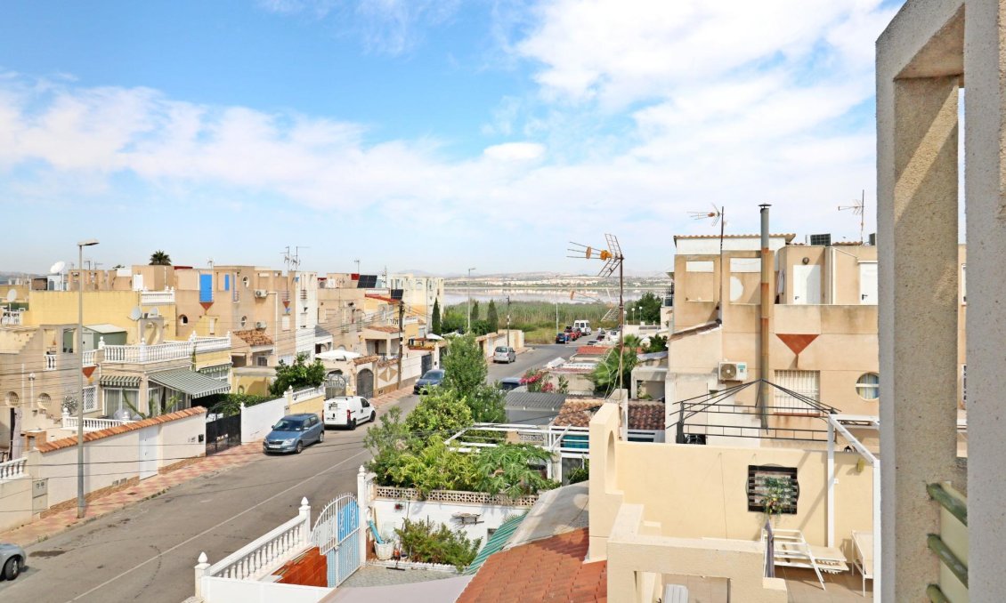 Segunda mano - Adosado -
Torrevieja - Torretas