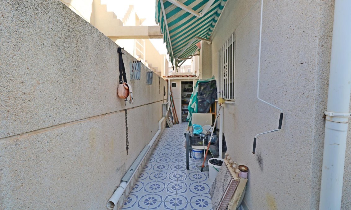 Segunda mano - Adosado -
Torrevieja - Torretas