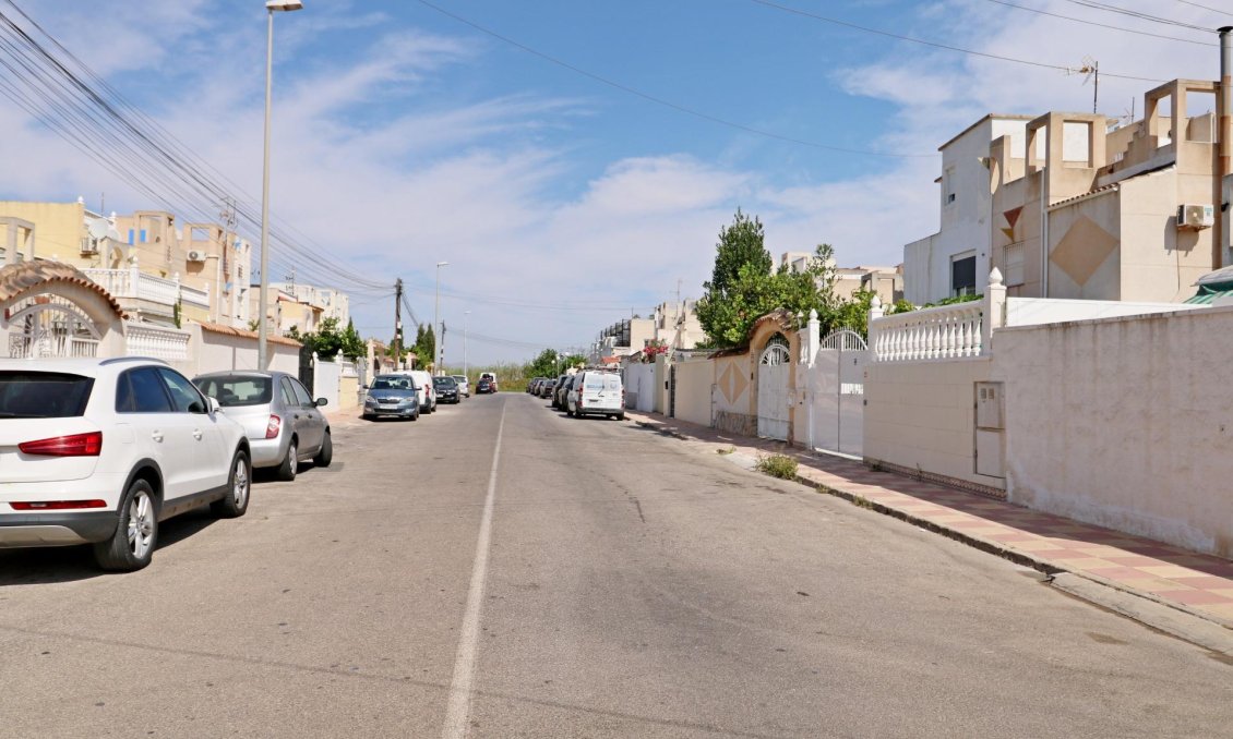 Segunda mano - Adosado -
Torrevieja - Torretas
