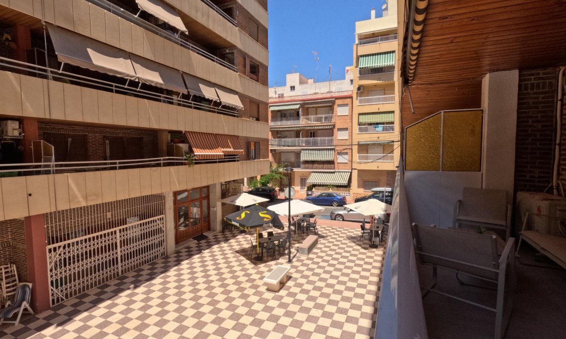 Segunda mano - Apartamento -
Torrevieja - Acequion