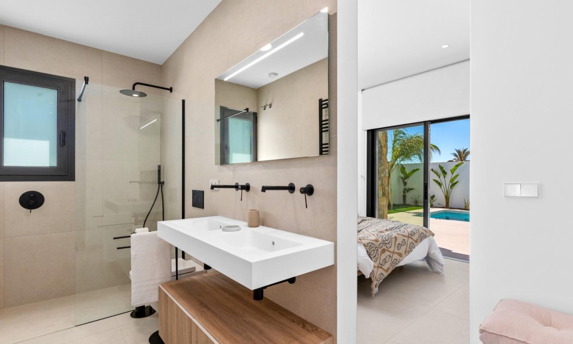 Obra nueva - Villa -
San Javier - Parque del doce