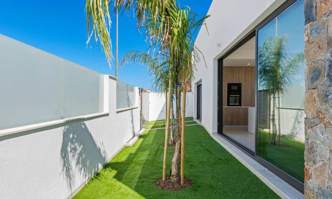 Obra nueva - Villa -
San Javier - Parque del doce