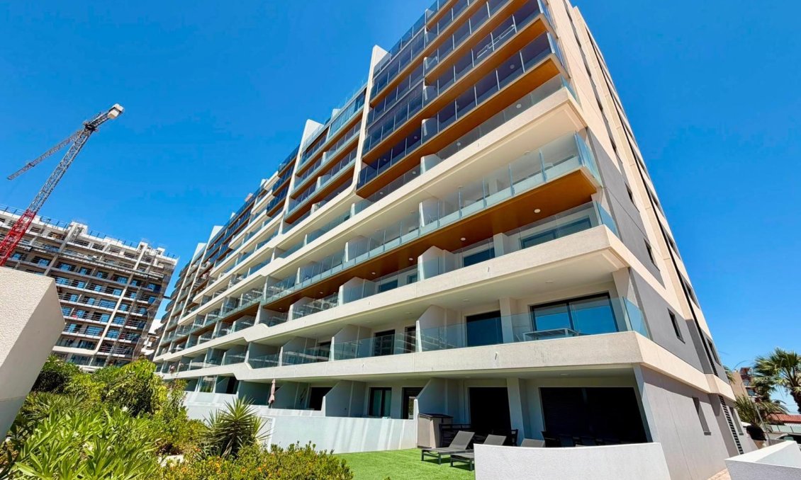 Wiederverkauf - Wohnung -
Torrevieja - Punta Prima